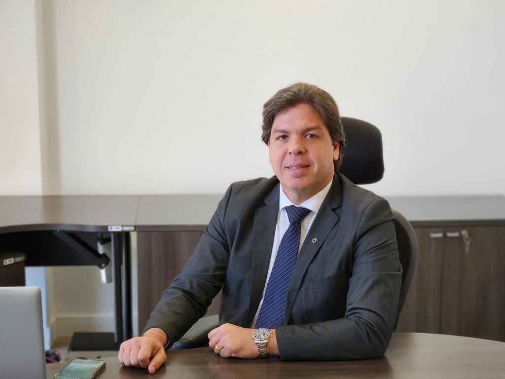 Com articulação de Efraim filho, Frederico Siqueira é confirmado como novo ministro das Comunicações