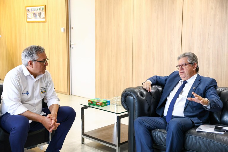 João Azevêdo trata de ampliação de parcerias na Saúde e Educação com ministros Alexandre Padilha e Camilo Santana, em Brasília