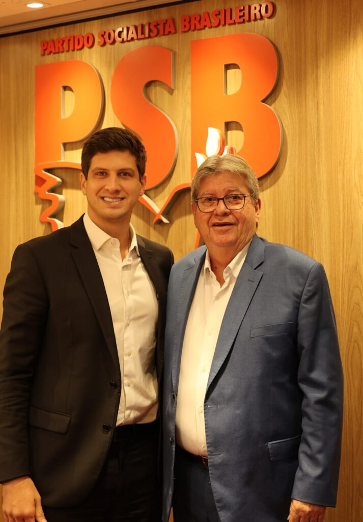 Em Brasília, João Azevêdo participa de reunião da executiva nacional do PSB para discutir fortalecimento do partido