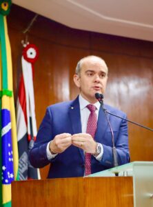 Wamberto Ulysses é pioneiro no debate sobre ludopatia na Câmara de João Pessoa e transforma iniciativa em lei