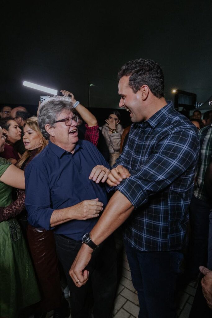 Em agenda no Brejo, João Azevêdo prestigia São João Vespertino de Borborema e festa de Bananeiras