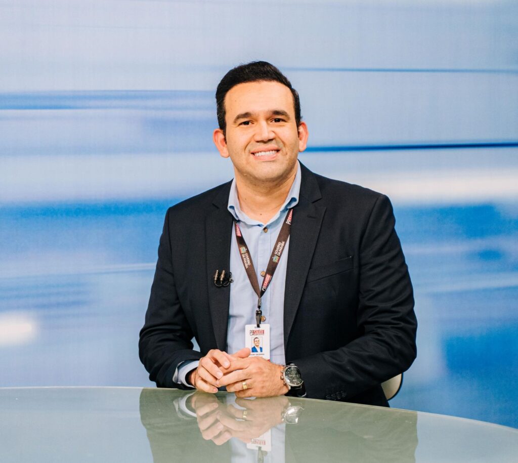Doutor Jhony lidera disputa para deputado federal em Campina Grande