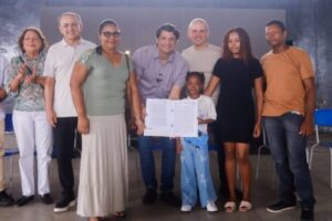Leo Bezerra amplia programa ‘Compra Assistida’ e garante casa própria para mais 30 famílias