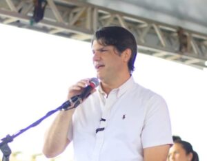 Leo Bezerra anuncia nomeação de agentes de saúde, de endemias e mobilidade urbana