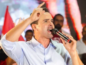 PT oficializa apoio à reeleição de Lucas, que reforça parceria com governo Lula