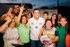 Caminhada nas Malvinas mostra força de Doutor Jhony e reúne multidão em Campina Grande