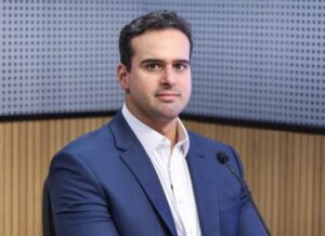 Lucas Ribeiro transfere ponto facultativo do Dia do Servidor para 30 de outubro e antecipa pagamento dos salários