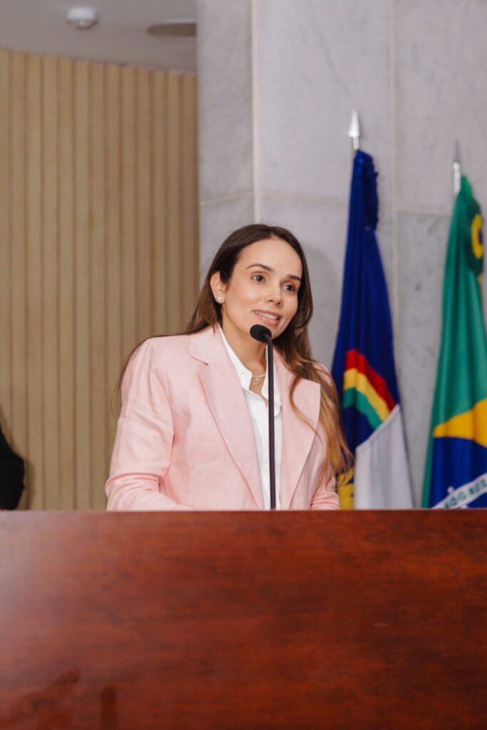 Camila Mariz participa de encontro do projeto “Mulheres que Pensam o Brasil” e defende união e proteção das mulheres na política
