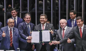 Congresso promulga emenda do fim da 6×1; escala 5×2 começa em 60 dias