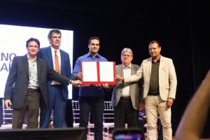 Lucas Ribeiro assina contratos de US$ 167,5 milhões para fortalecer a agricultura familiar na Paraíba